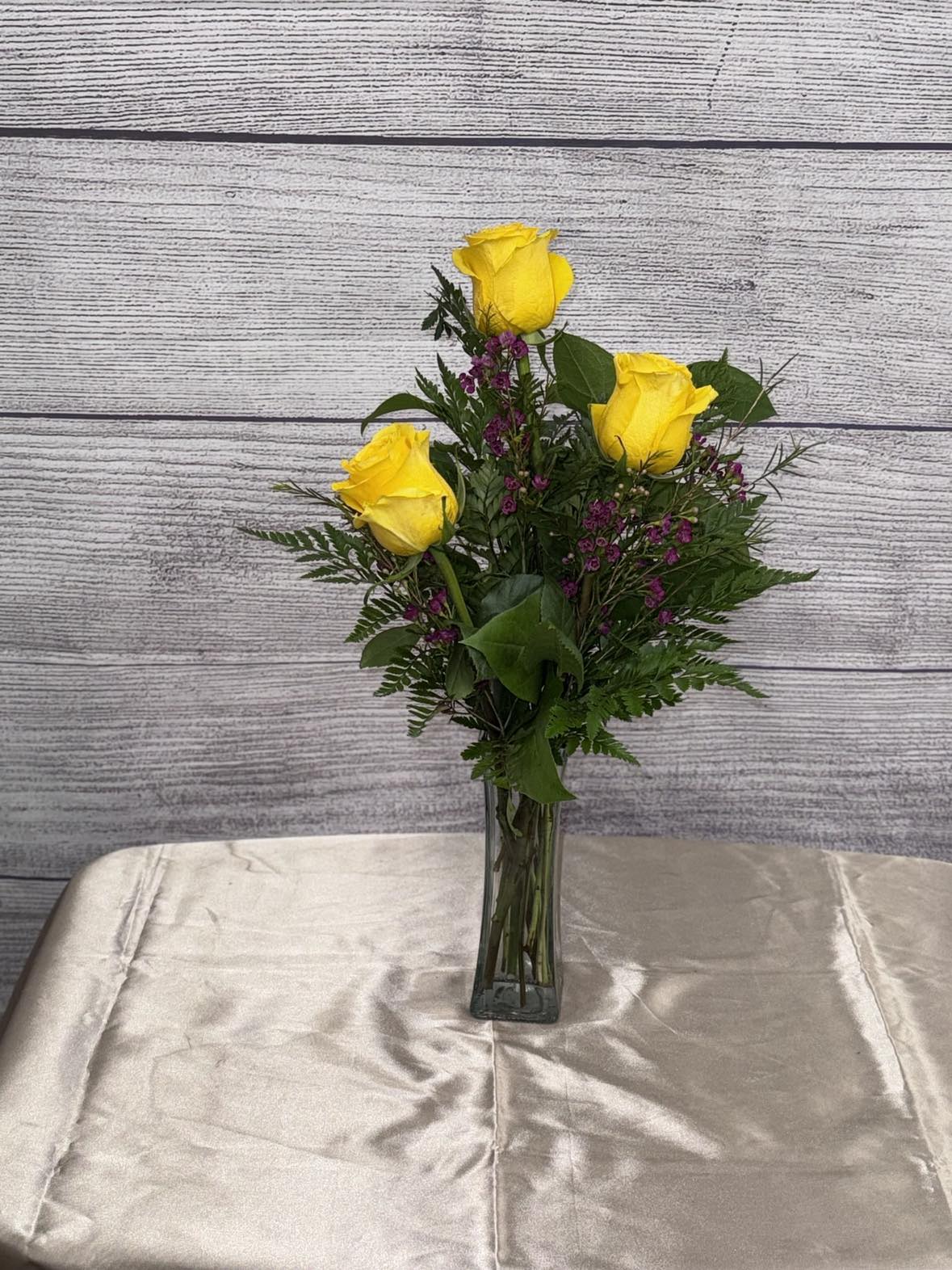 3 Rose Bud Vase
