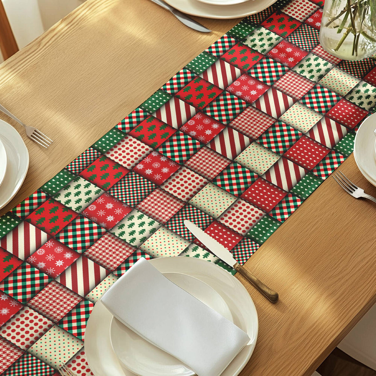 Christmas Quilt Table Runner