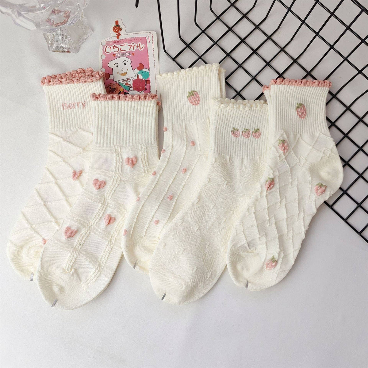 Rufia - Strawberry & Heart Pattern Crew Socks