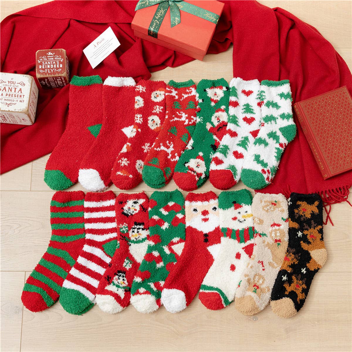 SANTA CLAUS ELK CORAL VELVET SOCKS_CWMS0336