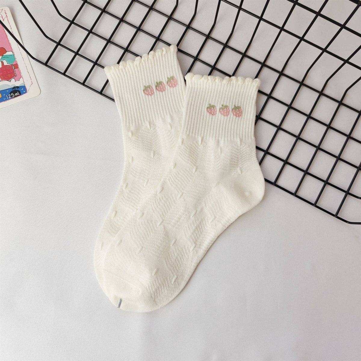 Rufia - Strawberry & Heart Pattern Crew Socks
