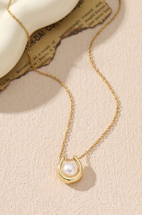 TITANIUM  STEEL NON-TARNISH PEARL U NECKLACE | 40NK327
