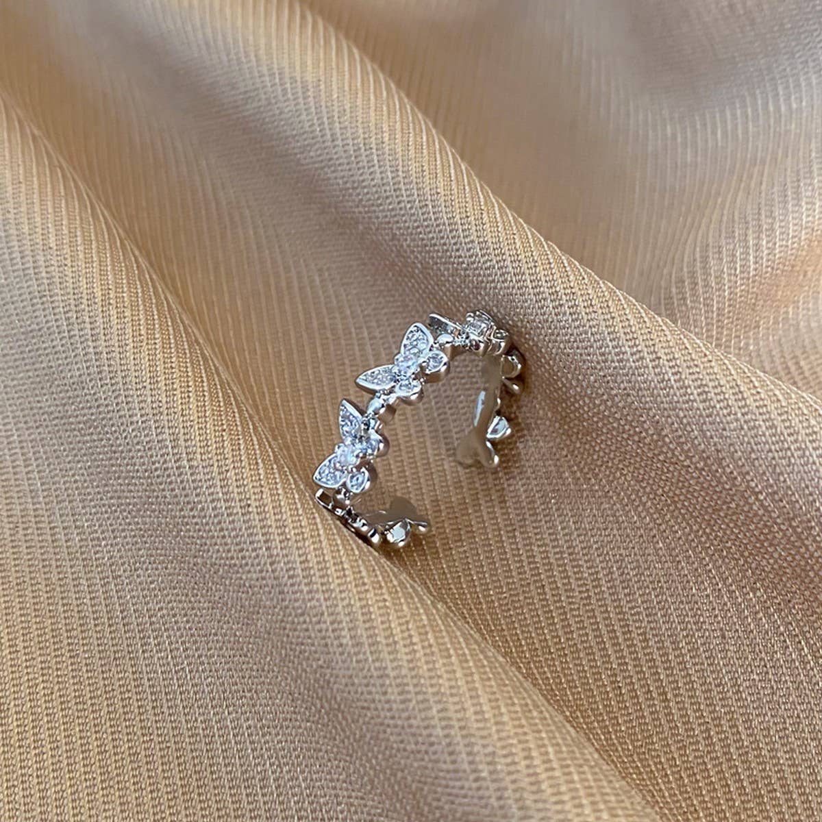 FASHIONABLE AND HIGH-END BUTTERFLY ZIRCON RING_CWAJE3103