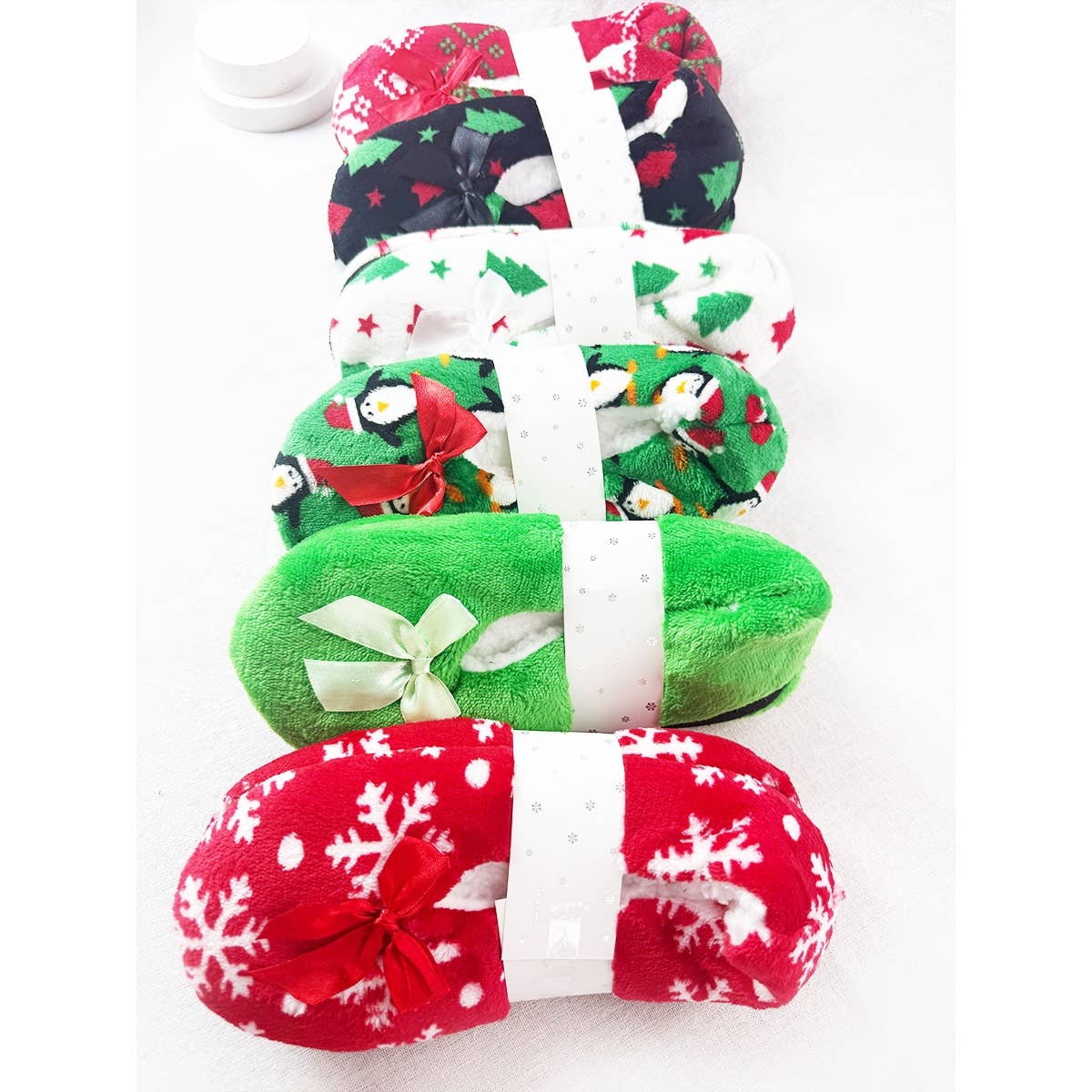 Adult Christmas Theme Fuzzy Slippers