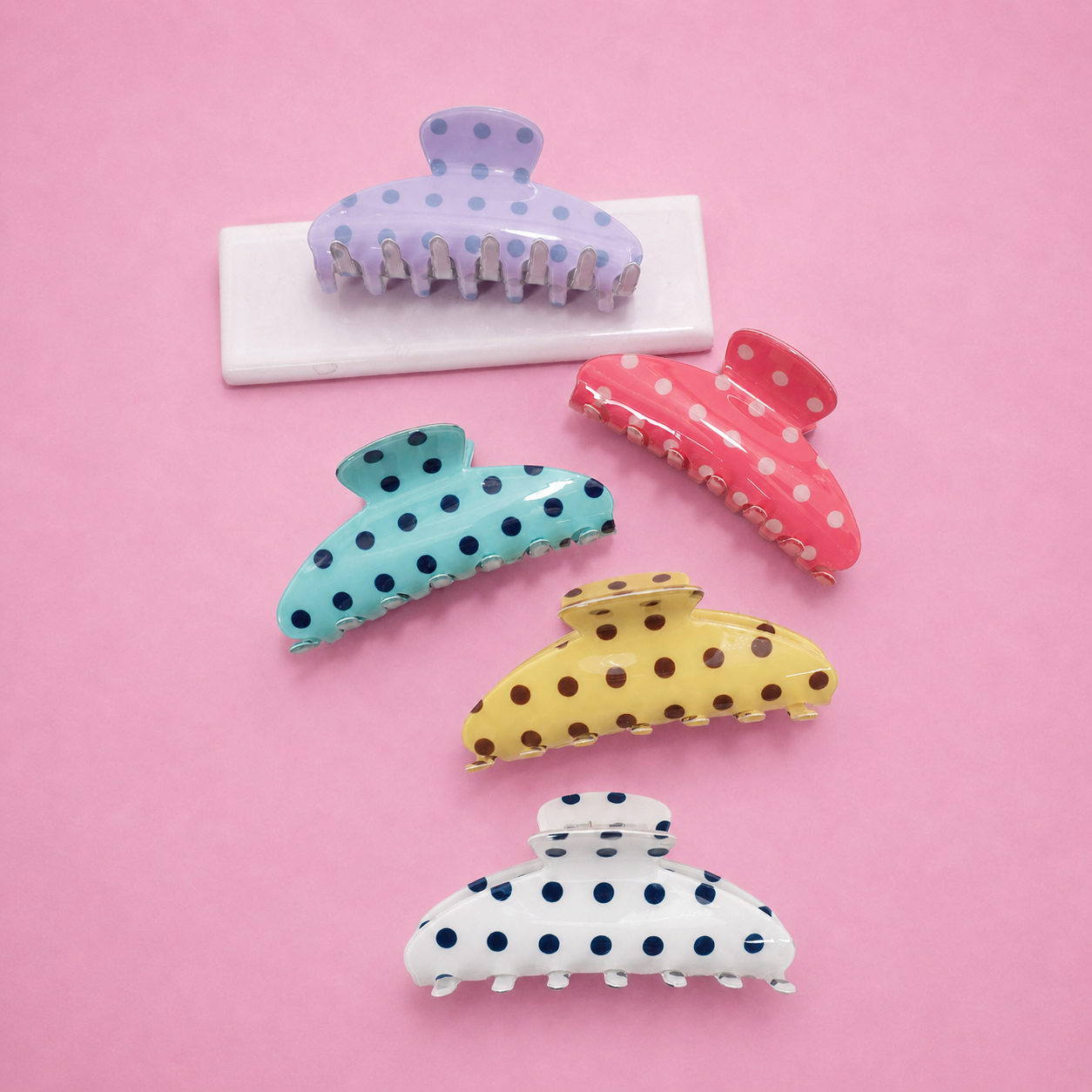 Retro Polka Dot Hair Claw - Glossy Spotted French | 40H1099