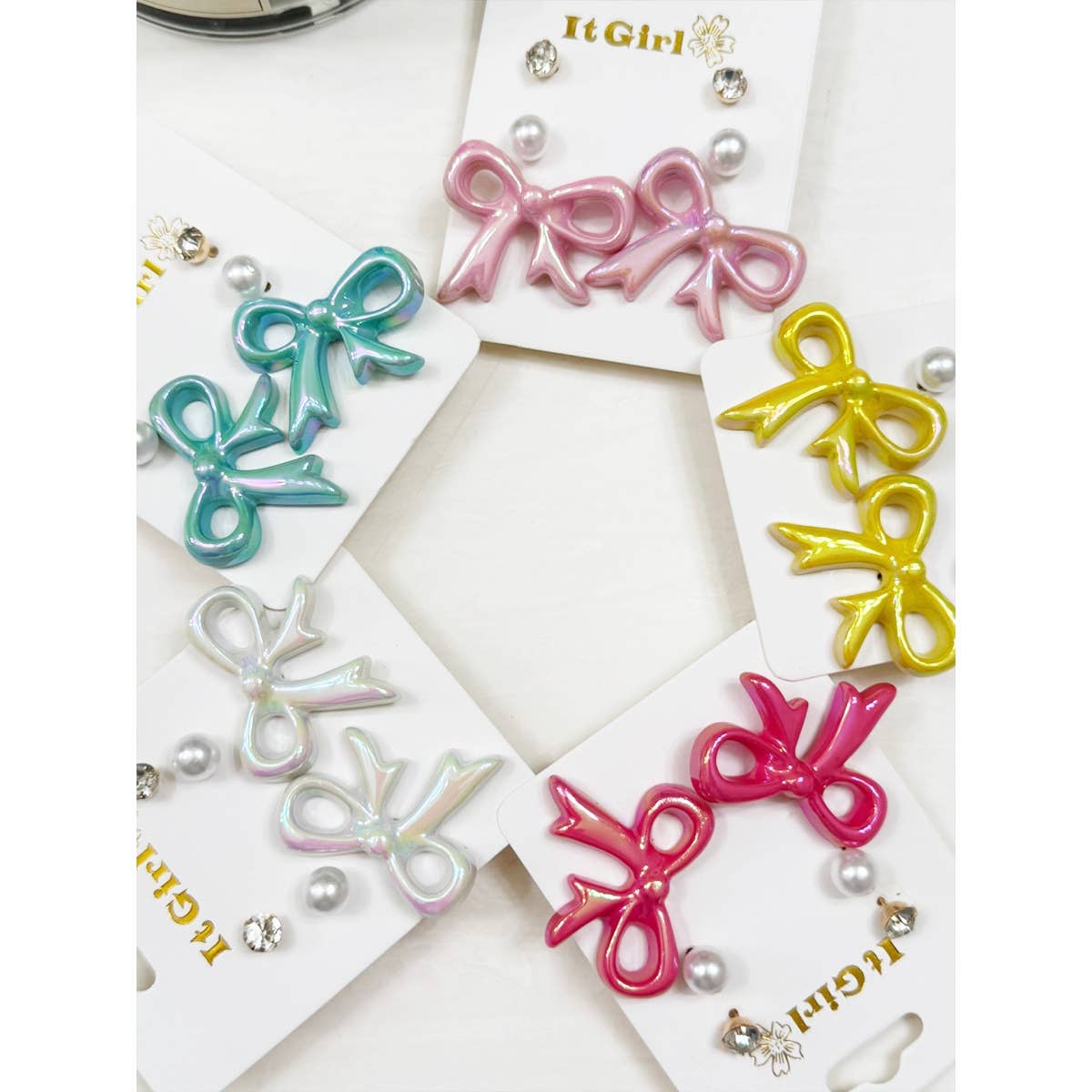 Fancy Glowy Bow Earring Set