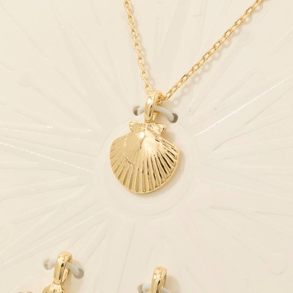 Sea Life Clam Shell Swappable Pendant Necklace