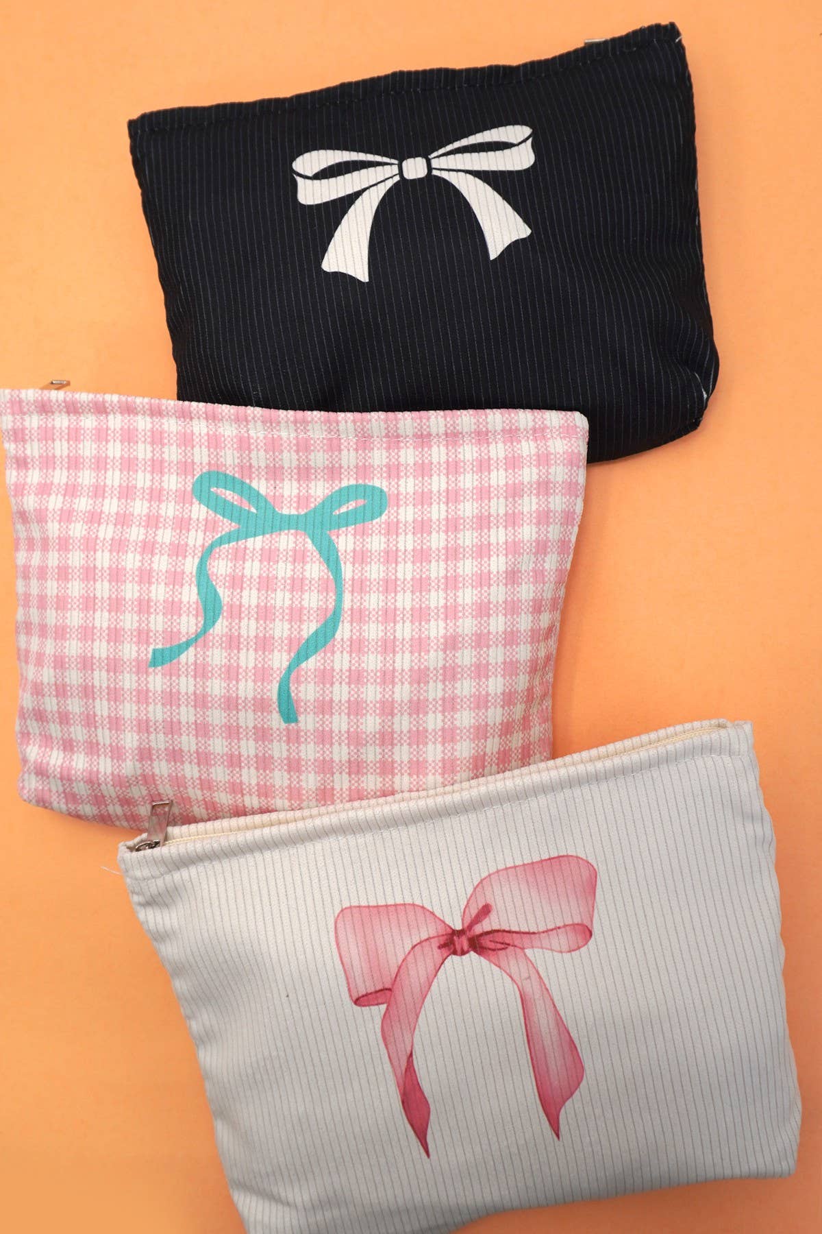 TRAVEL CHECKER BOW COSMETIC MAKEUP POUCH BAG | 40P551