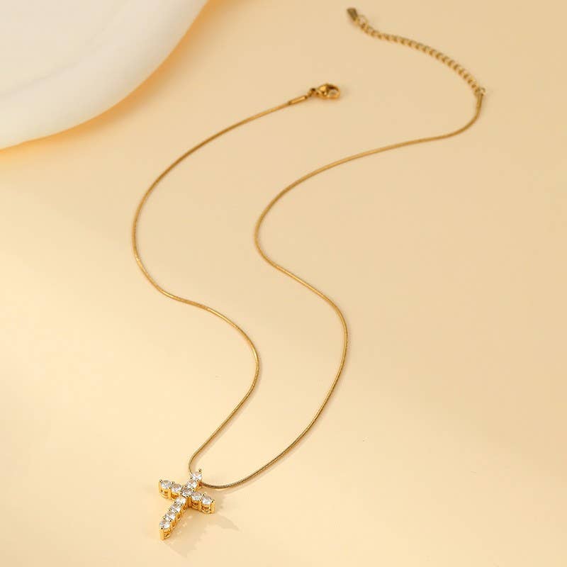 18K STAINLESS STEEL TARNISH FREE CROSS NECKLACE | 40NK9731