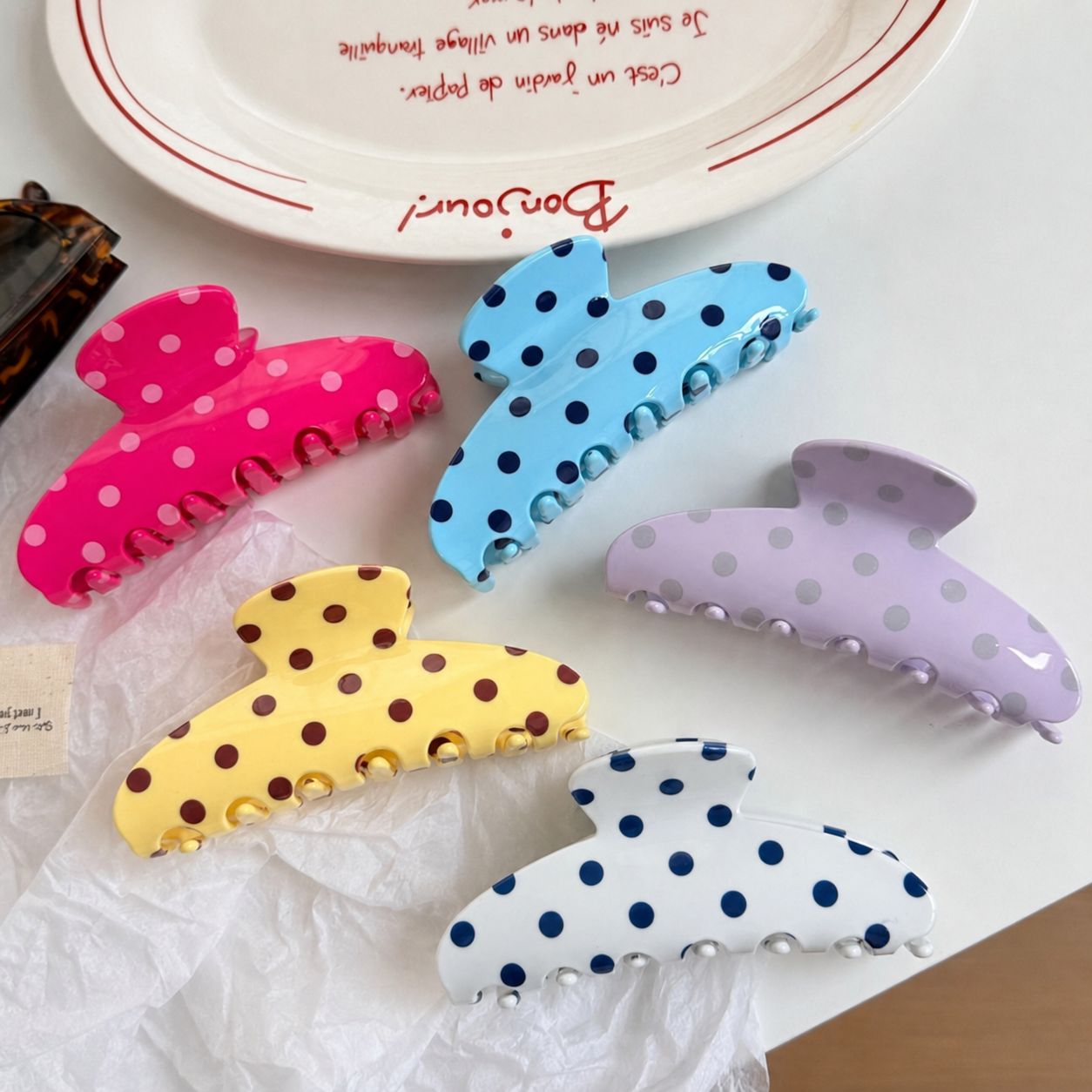 Retro Polka Dot Hair Claw - Glossy Spotted French | 40H1099