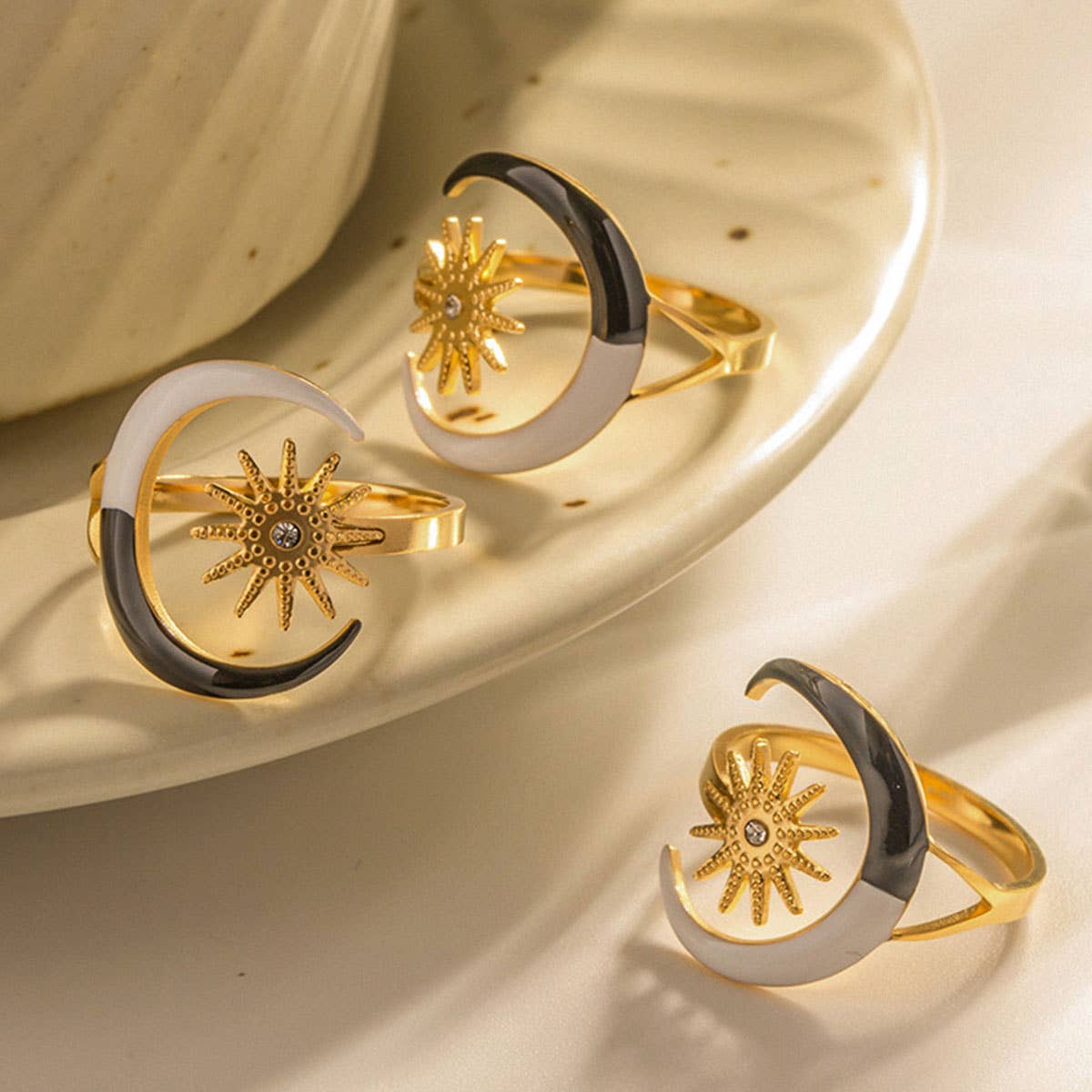 18K GOLD PLATE DRIPPING MOON STAR RINGS_CWAJE0626