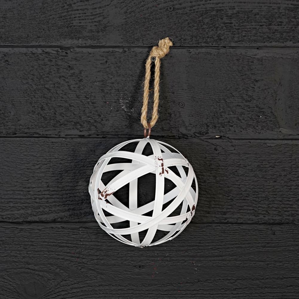 M32626-6inD vintage White metal strip Ball w. jute loop