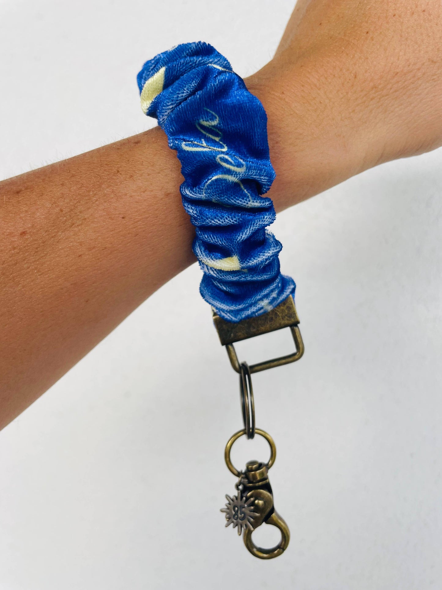 Scrunchie Keychain Leopard