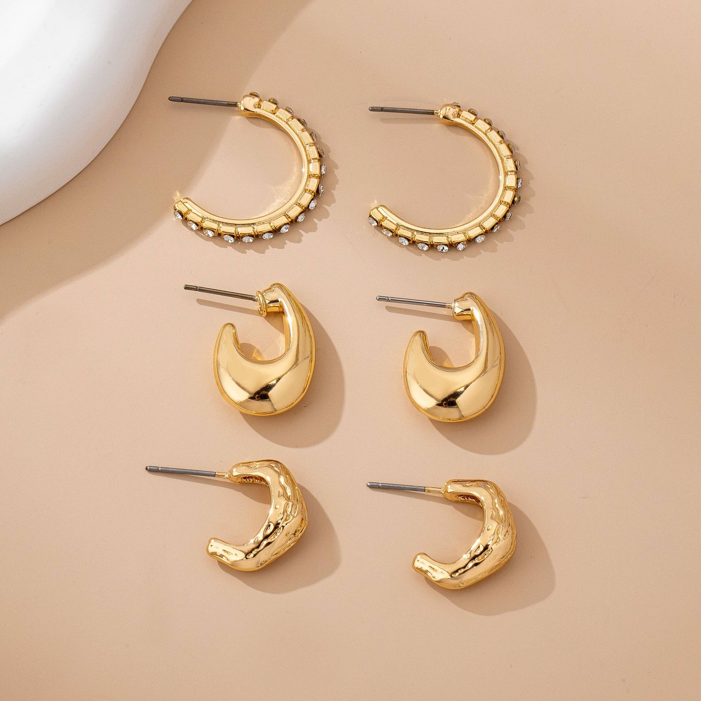 Tapered Rhinestone Huggie Hoop Trio Earring | 80E61671