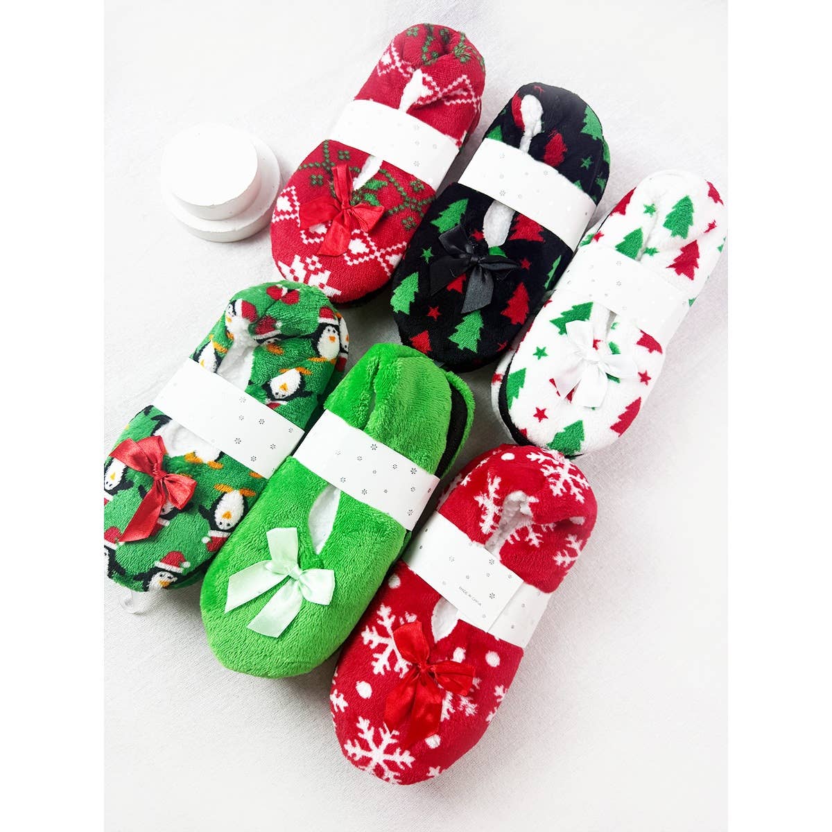 Adult Christmas Theme Fuzzy Slippers