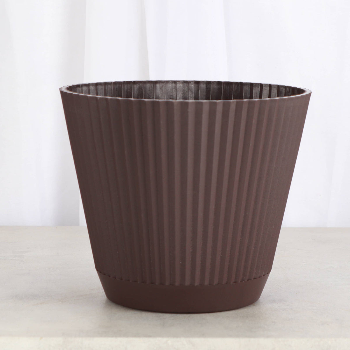 Ruffle Textured Plastic Planter with Attached Saucer