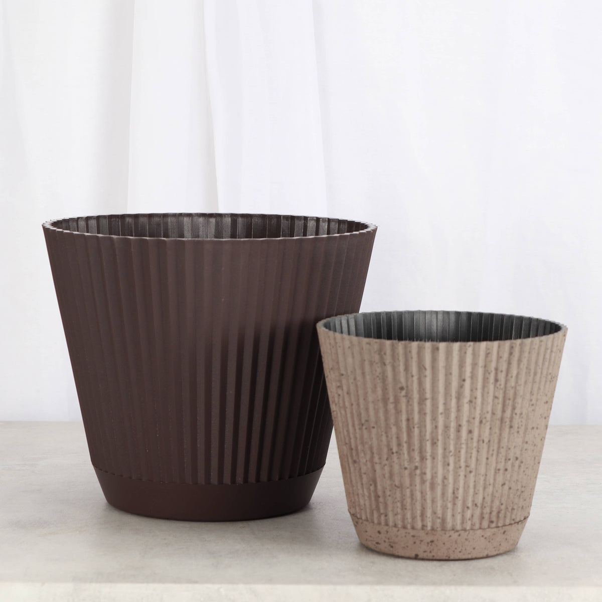 Ruffle Textured Plastic Planter with Attached Saucer