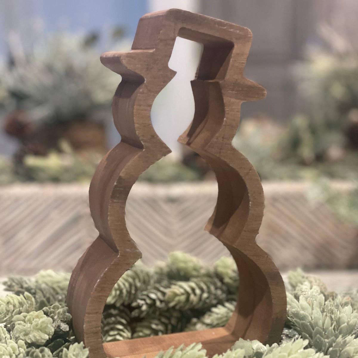 FR-3733 - Wood Wash Hollow Christmas Snowman