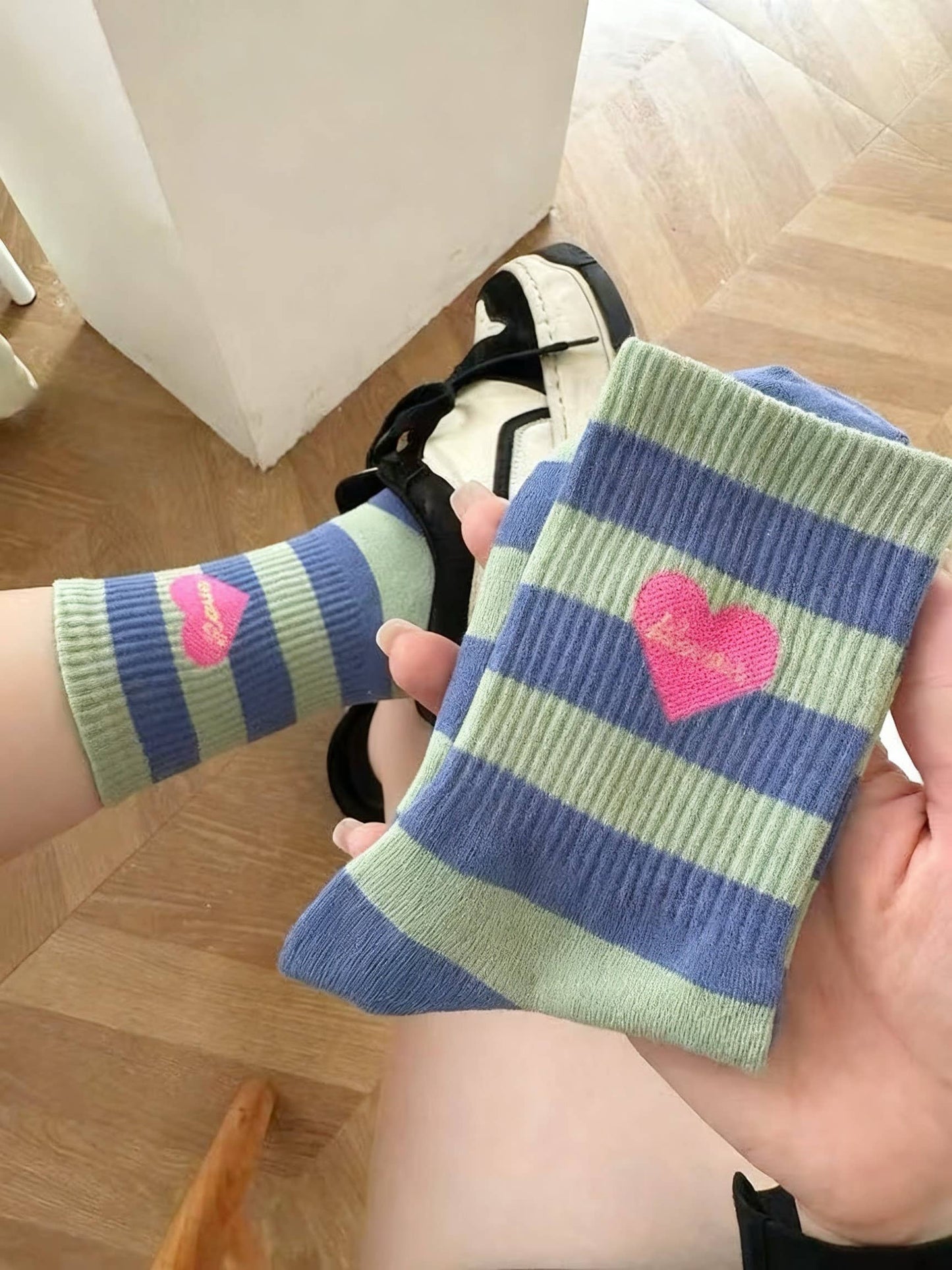 Texlina Women’s Cotton socks With Hearts and stripe patterns