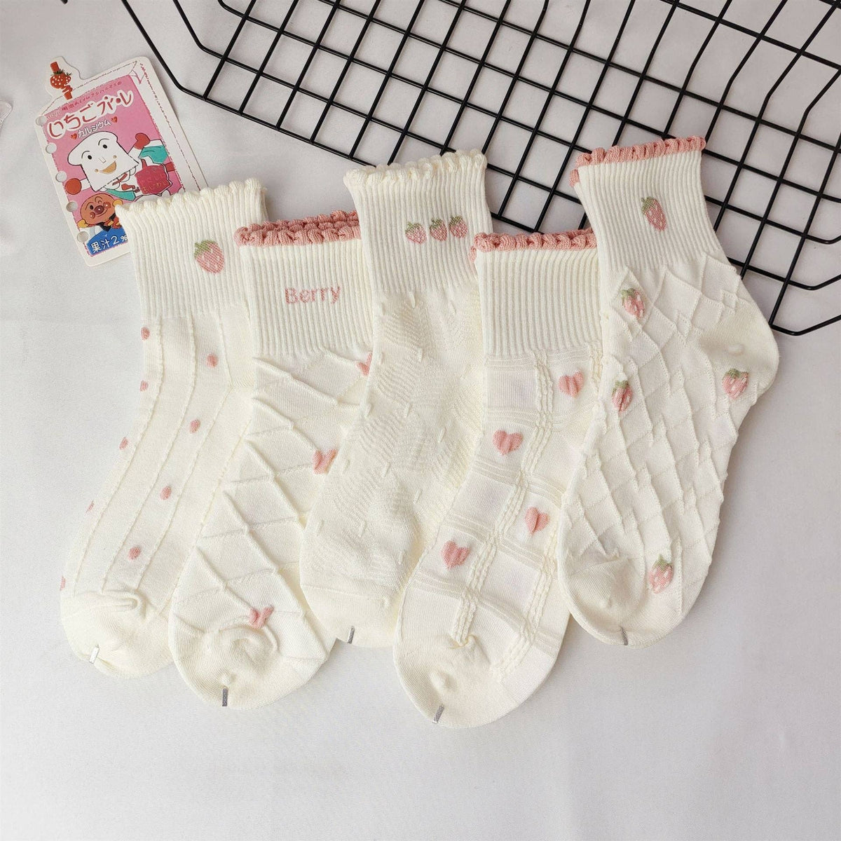 Rufia - Strawberry & Heart Pattern Crew Socks