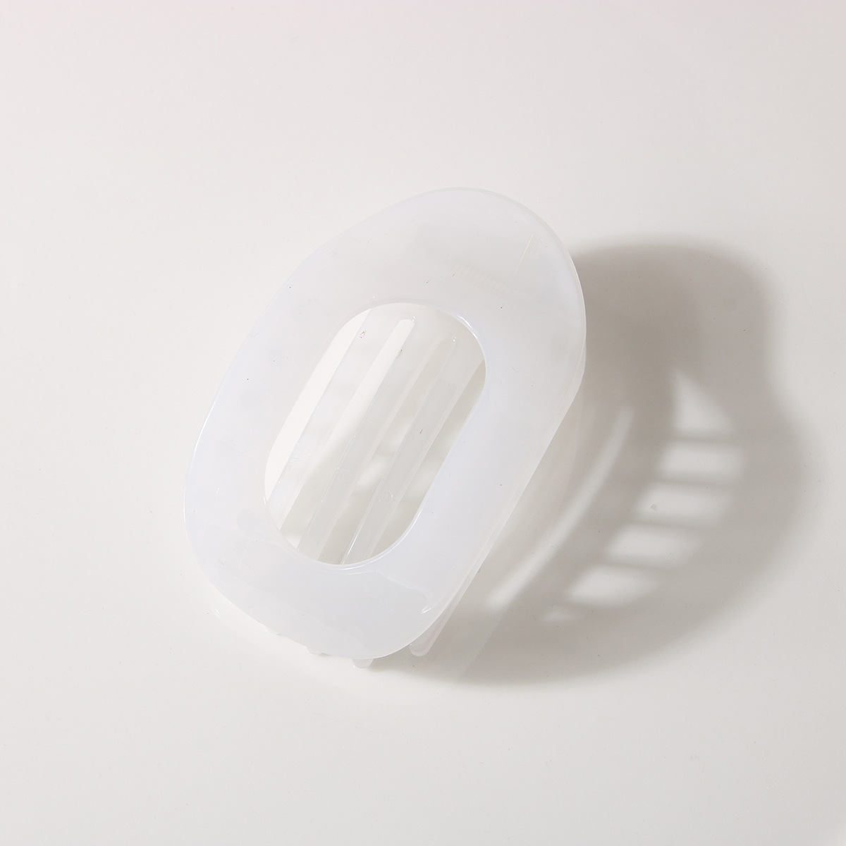 Oval Flat Hair Clip for Women, Strong Grip Clamp_CWMM4936