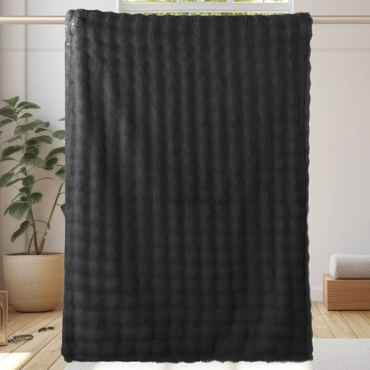 "Black Bear" Faux Fur Plush Throw Blanket - 50"x70"