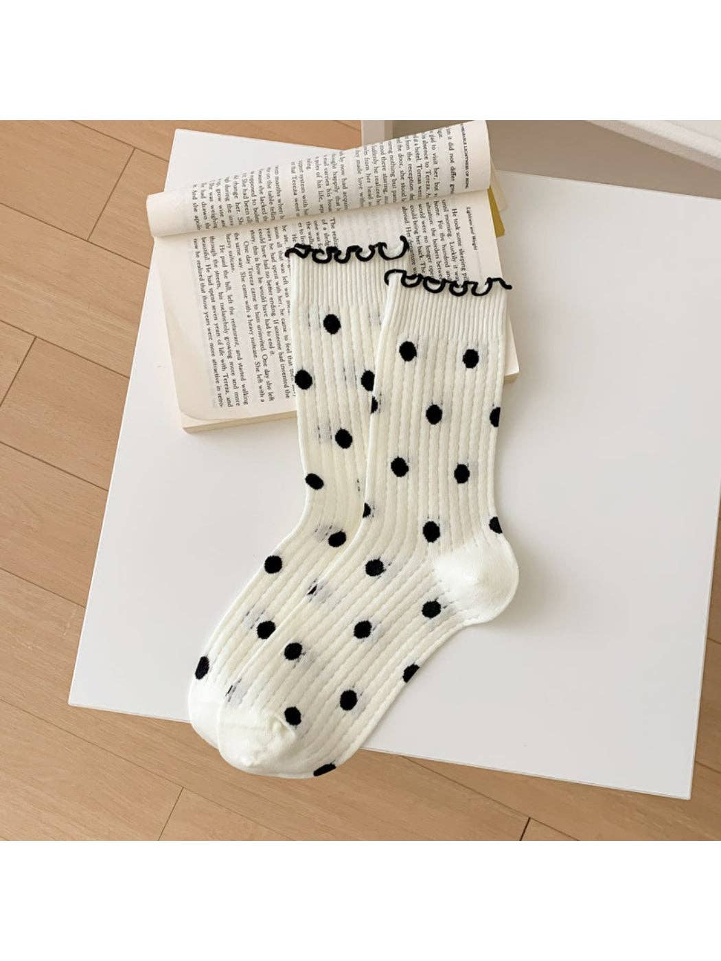 Rufia - Polka Dot Ruffle Crew Socks