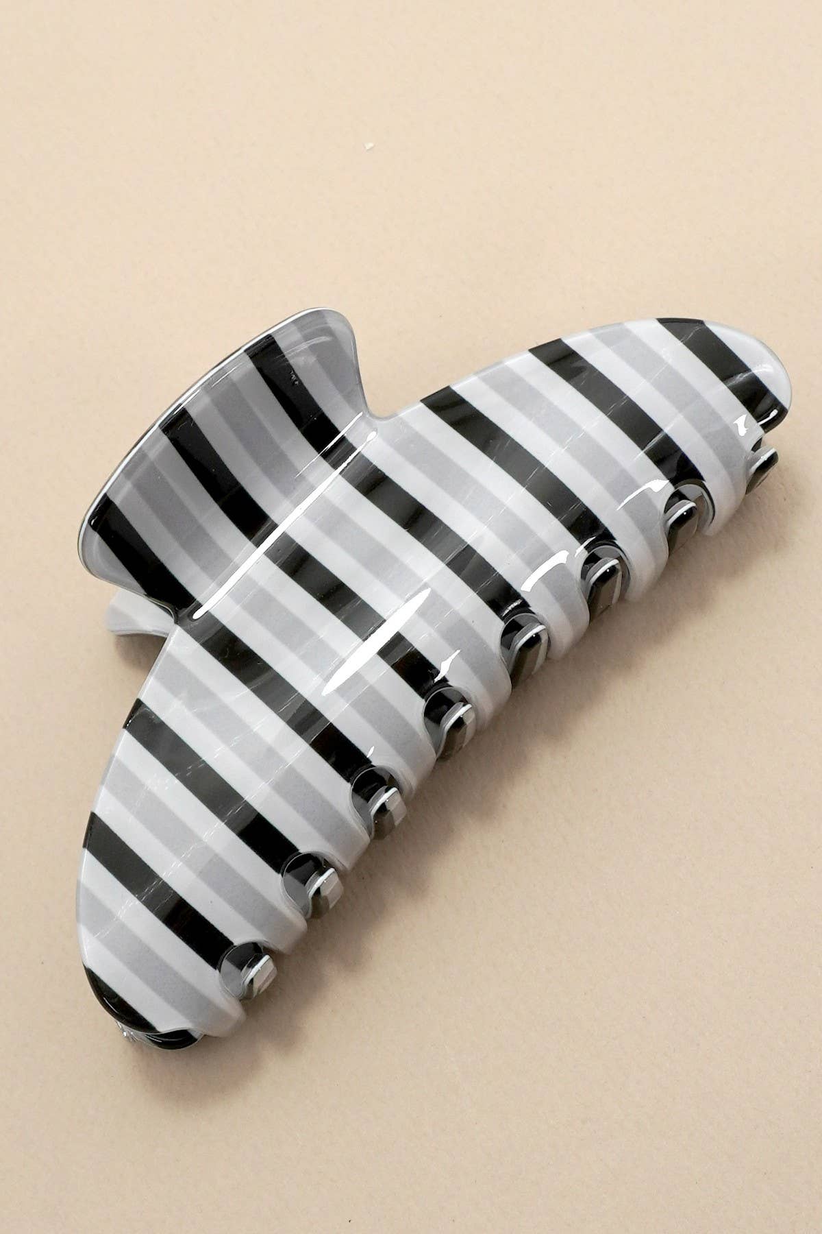 JUMBO STRIPE PLAID OVAL HAIR CLAW CLIPS | 40H1069