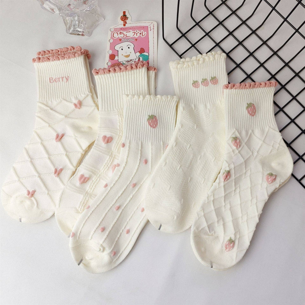 Rufia - Strawberry & Heart Pattern Crew Socks