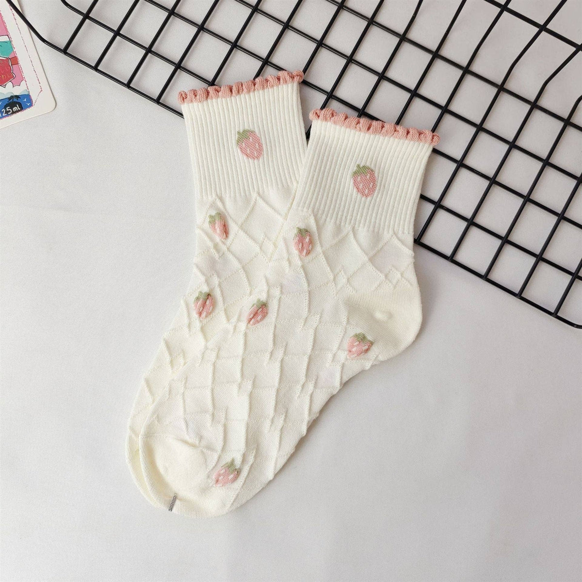 Rufia - Strawberry & Heart Pattern Crew Socks