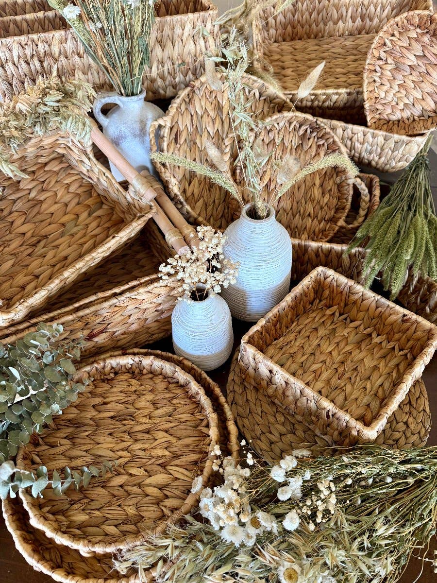 WG-1003 - Round Handled Water Hyacinth Trays- Medium