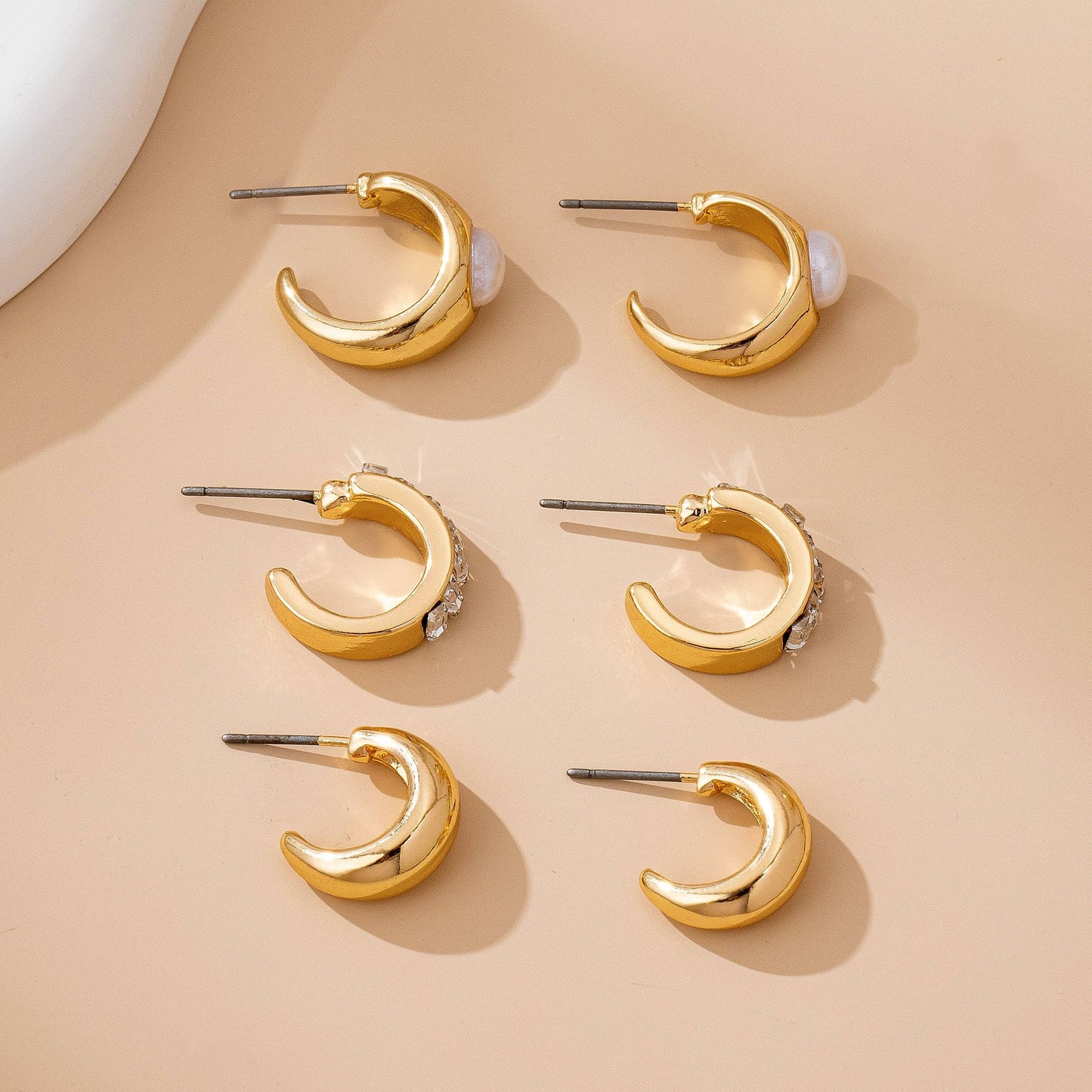 Pearl & Baguette Huggie Hoop Trio Earring Set | 80E61741
