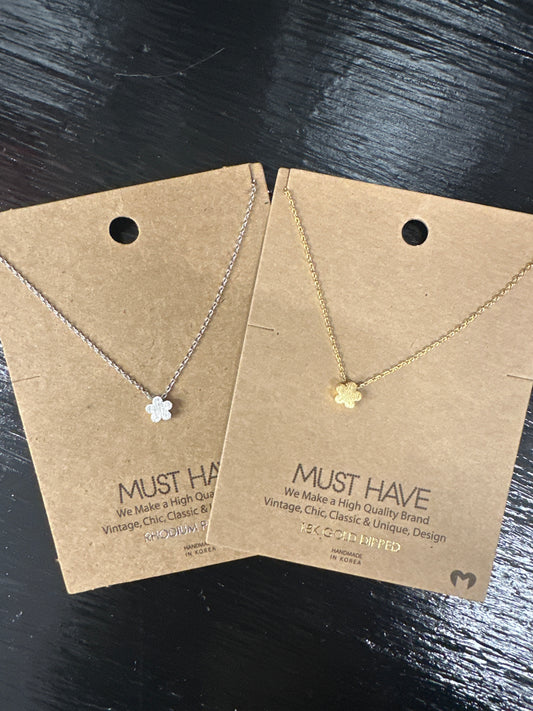 Mini Flower Pendant Necklace